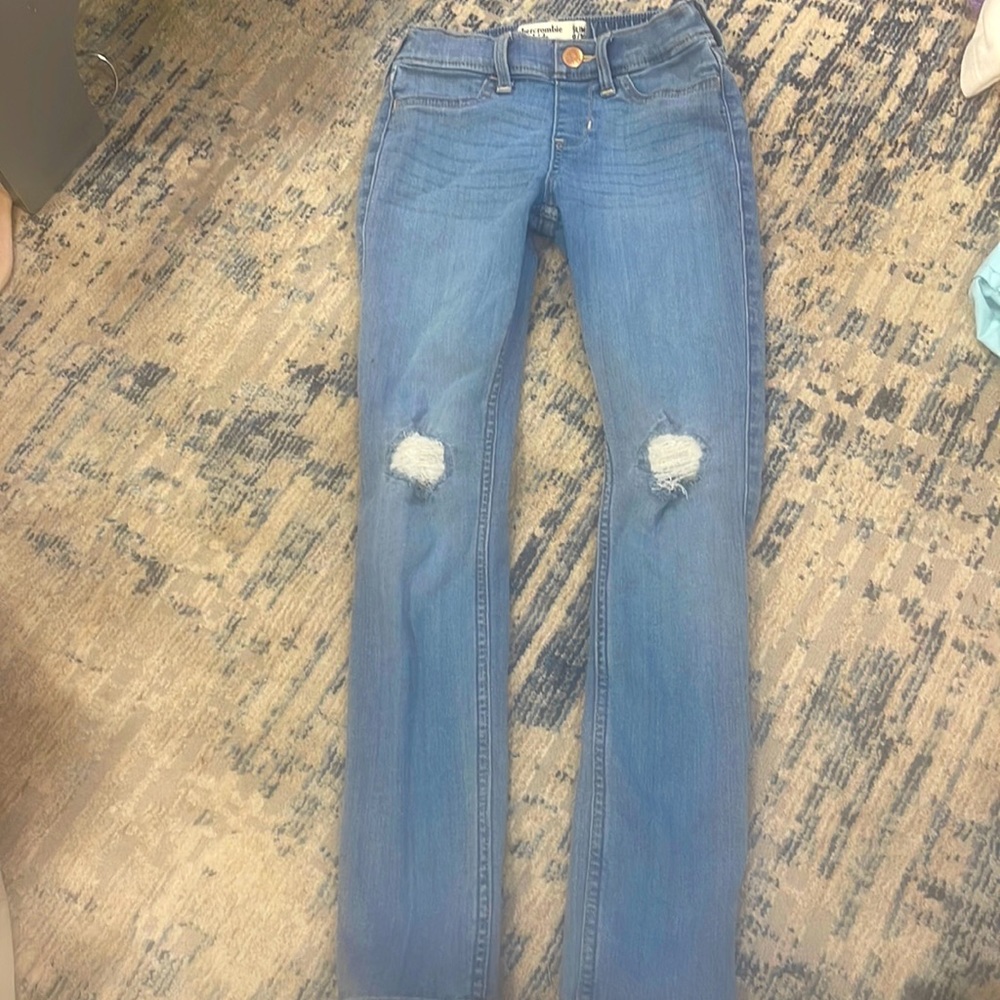 Girls skinny Abercrombie jeans